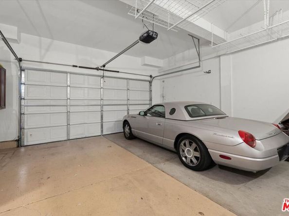 657 S Avenue 61, Los Angeles CA 90042