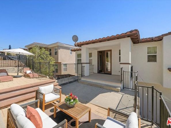 657 S Avenue 61, Los Angeles CA 90042