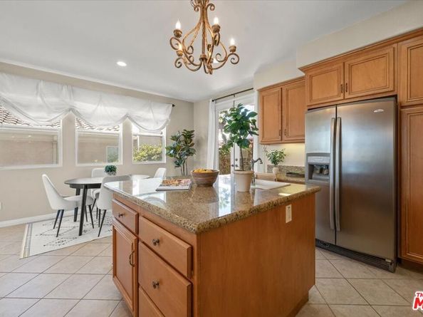 657 S Avenue 61, Los Angeles CA 90042