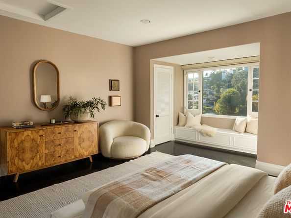 2293 Bronson Hill Drive, Los Angeles CA 90068