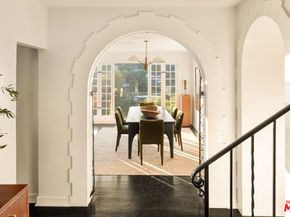 2293 Bronson Hill Drive, Los Angeles CA 90068