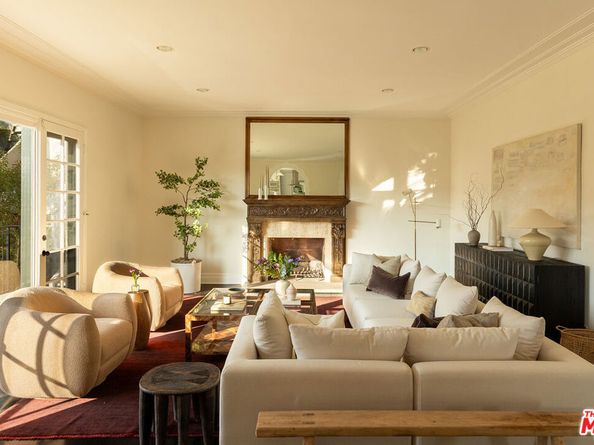 2293 Bronson Hill Drive, Los Angeles CA 90068