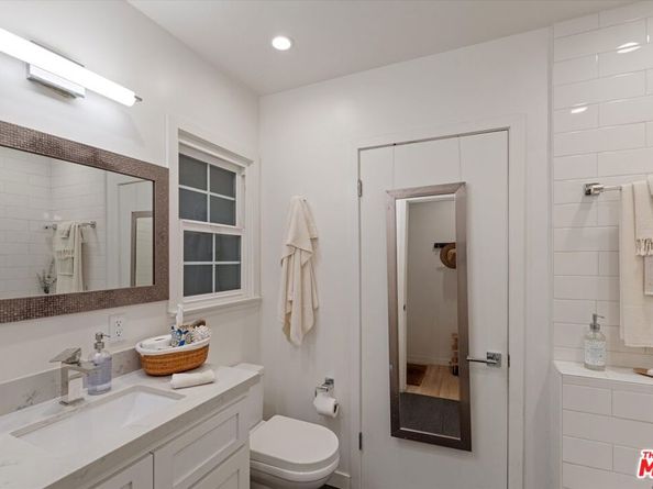 7667 Chisholm Avenue, Van Nuys CA 91406