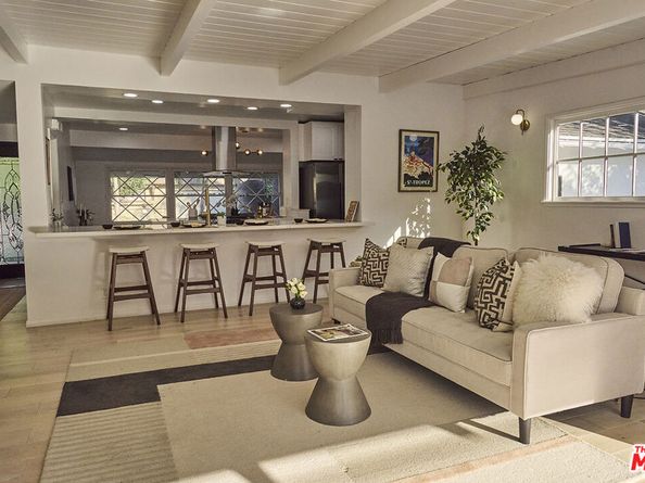 8531 Norwich Avenue, North Hills CA 91343