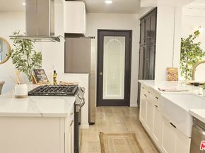 8531 Norwich Avenue, North Hills CA 91343