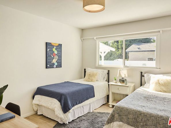 8531 Norwich Avenue, North Hills CA 91343
