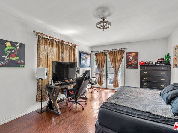 5006 Los Feliz Boulevard, Los Angeles CA 90027
