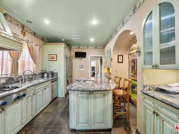 5006 Los Feliz Boulevard, Los Angeles CA 90027