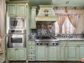 5006 Los Feliz Boulevard, Los Angeles CA 90027