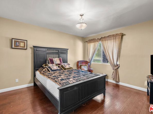 5006 Los Feliz Boulevard, Los Angeles CA 90027