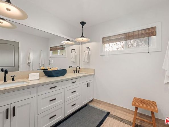 5117 Lubao Avenue, Woodland Hills CA 91364