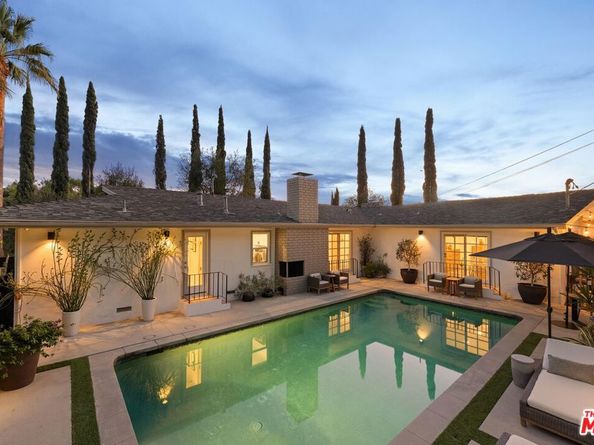 5117 Lubao Avenue, Woodland Hills CA 91364