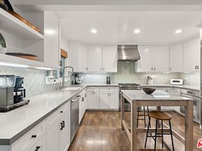 5117 Lubao Avenue, Woodland Hills CA 91364