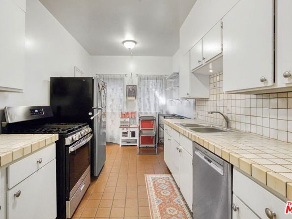 357 N Curson Avenue, Los Angeles CA 90036