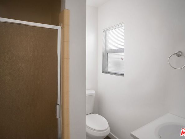 7020 Mary Ellen Avenue, North Hollywood CA 91605