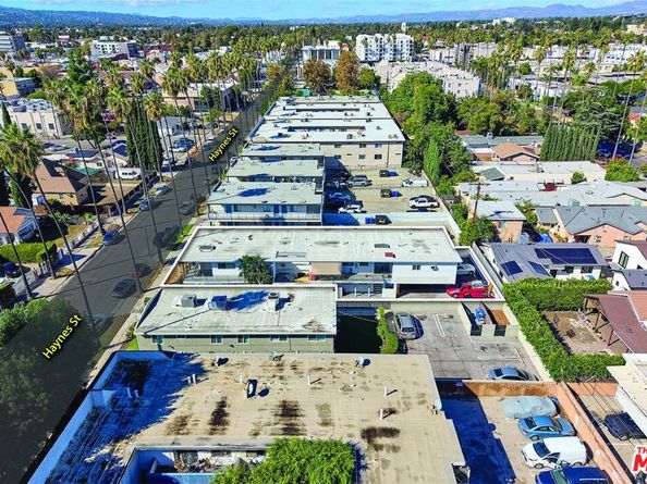 14317 Haynes Street, Van Nuys CA 91401