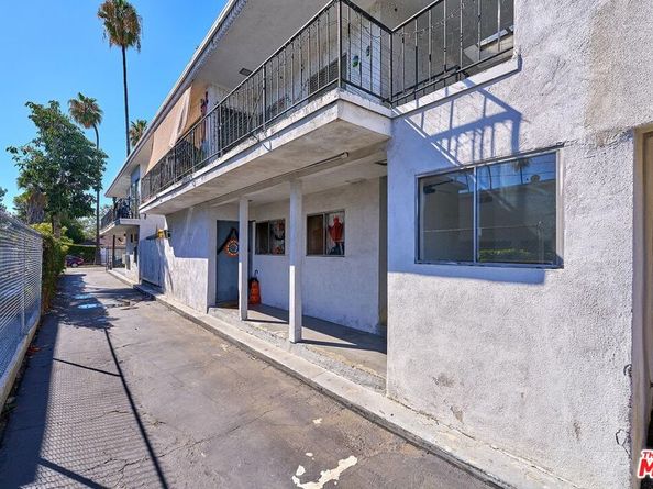 14317 Haynes Street, Van Nuys CA 91401