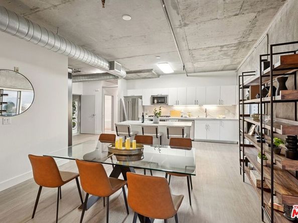 645 W 9th Street 530, Los Angeles CA 90015