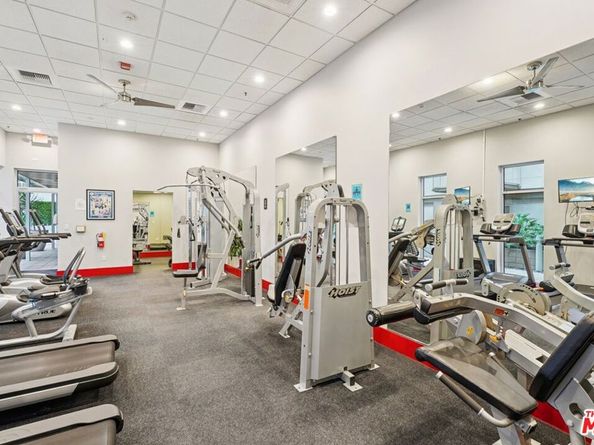 645 W 9th Street 530, Los Angeles CA 90015