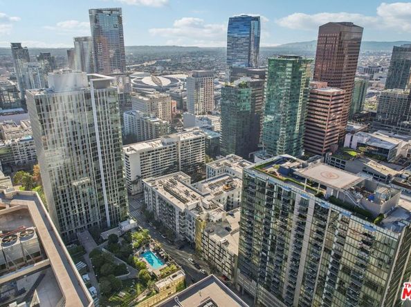 645 W 9th Street 530, Los Angeles CA 90015