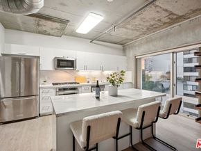 645 W 9th Street 530, Los Angeles CA 90015