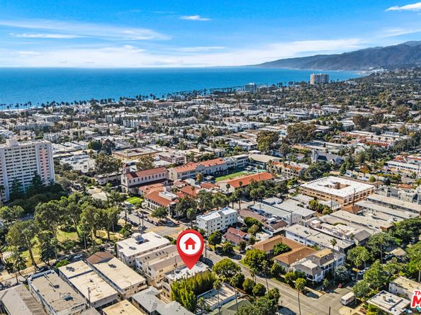 820 California Avenue 201, Santa Monica CA 90403