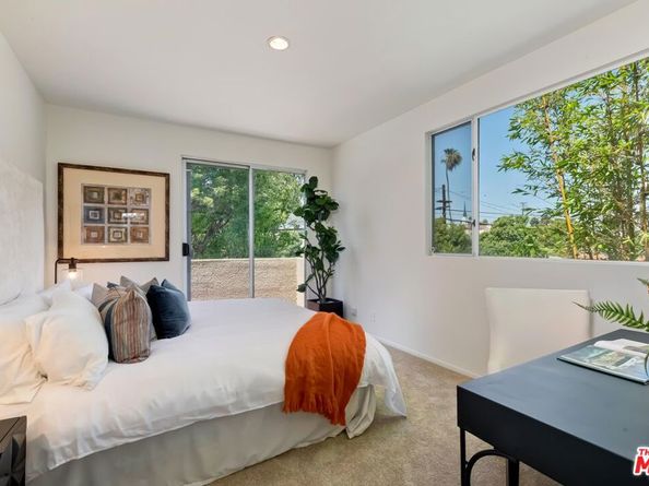 820 California Avenue 201, Santa Monica CA 90403