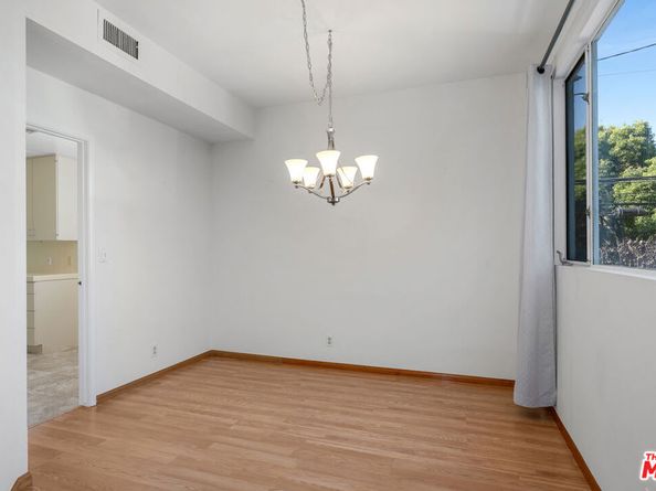 820 California Avenue 201, Santa Monica CA 90403