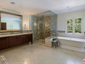 1930 Laurel Canyon Boulevard, Los Angeles CA 90046