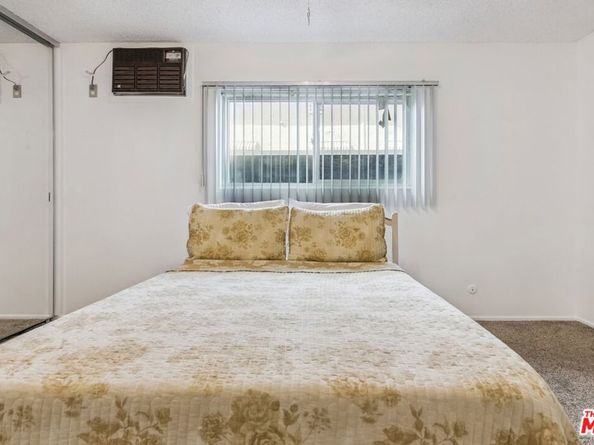 3010 Montrose Avenue 3, La Crescenta CA 91214