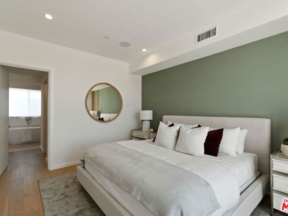3805 S Verona Court, Los Angeles CA 90066