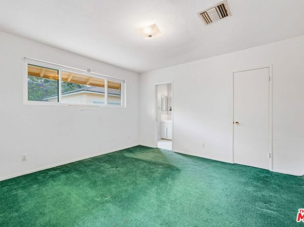 5430 Geyser Avenue, Tarzana CA 91356