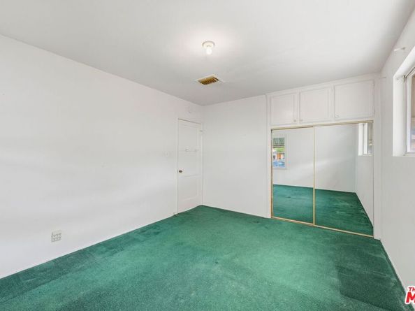 5430 Geyser Avenue, Tarzana CA 91356