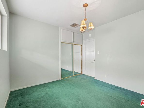 5430 Geyser Avenue, Tarzana CA 91356