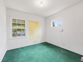 5430 Geyser Avenue, Tarzana CA 91356