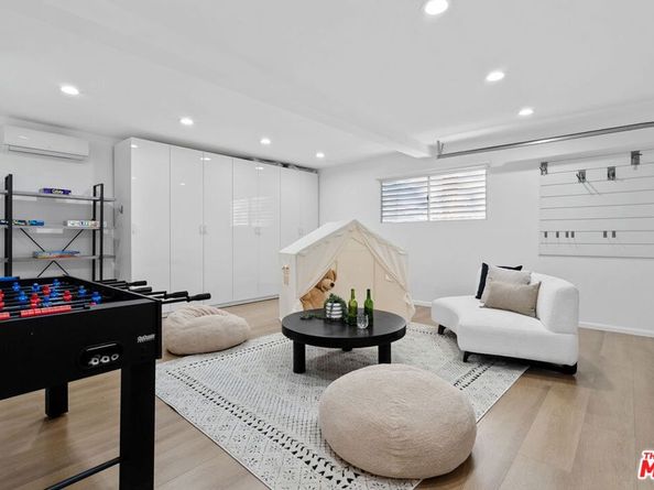 1601 S Beverly Drive, Los Angeles CA 90035