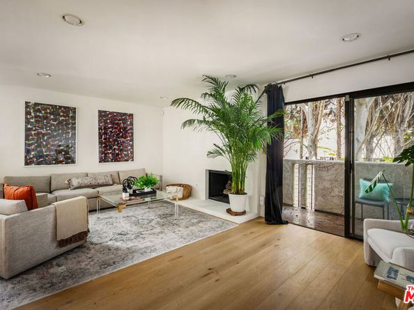 1916 Overland Avenue 2, Los Angeles CA 90025