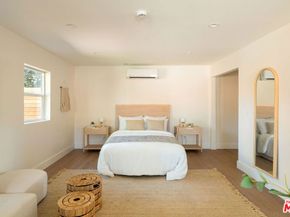 4606 10th Avenue, Los Angeles CA 90043