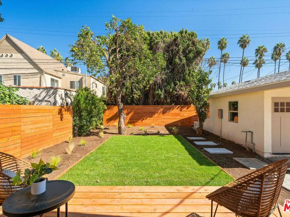 4606 10th Avenue, Los Angeles CA 90043