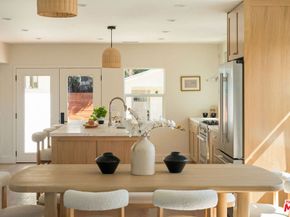 4606 10th Avenue, Los Angeles CA 90043