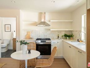 4606 10th Avenue, Los Angeles CA 90043