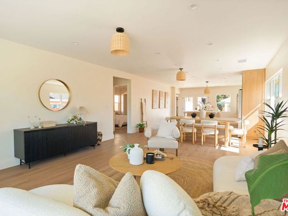 4606 10th Avenue, Los Angeles CA 90043