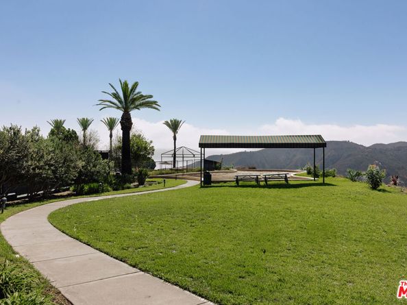 16844 Calle De Sarah, Pacific Palisades CA 90272