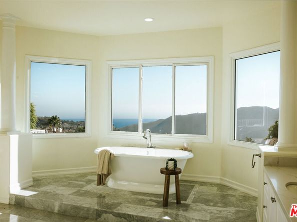 16844 Calle De Sarah, Pacific Palisades CA 90272