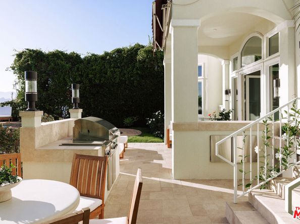 16844 Calle De Sarah, Pacific Palisades CA 90272