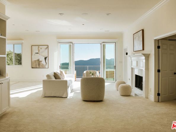 16844 Calle De Sarah, Pacific Palisades CA 90272