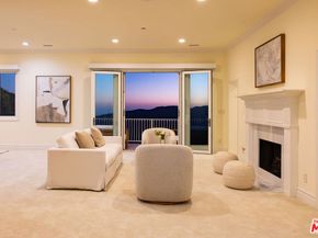 16844 Calle De Sarah, Pacific Palisades CA 90272