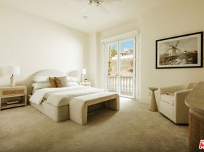 16844 Calle De Sarah, Pacific Palisades CA 90272