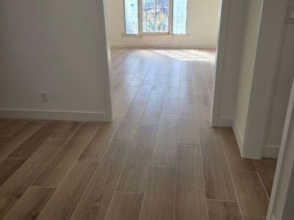 1601 W 69th Street, Los Angeles CA 90047