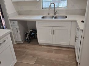 1601 W 69th Street, Los Angeles CA 90047